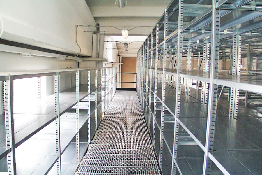 rafturi pentru sarcini mici de tip mezanin